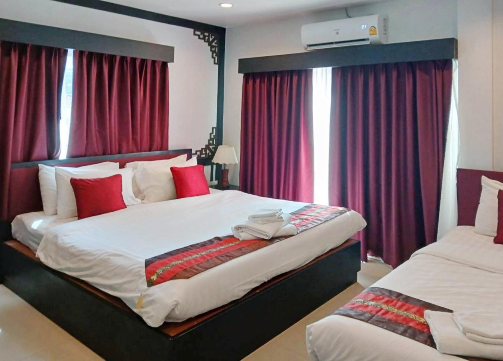 Sunray Beach Hotel Patong Kültér fotó