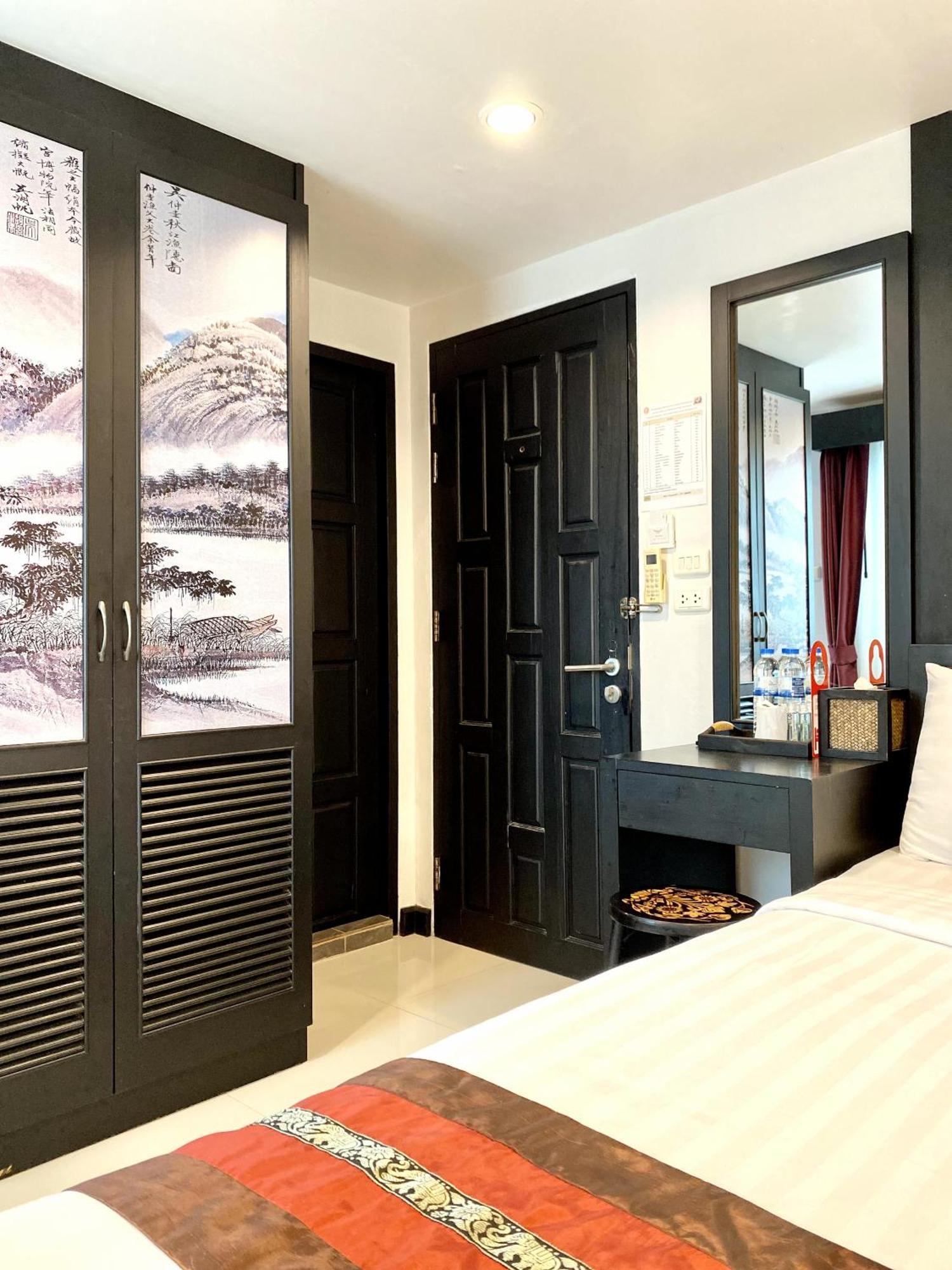 Sunray Beach Hotel Patong Kültér fotó