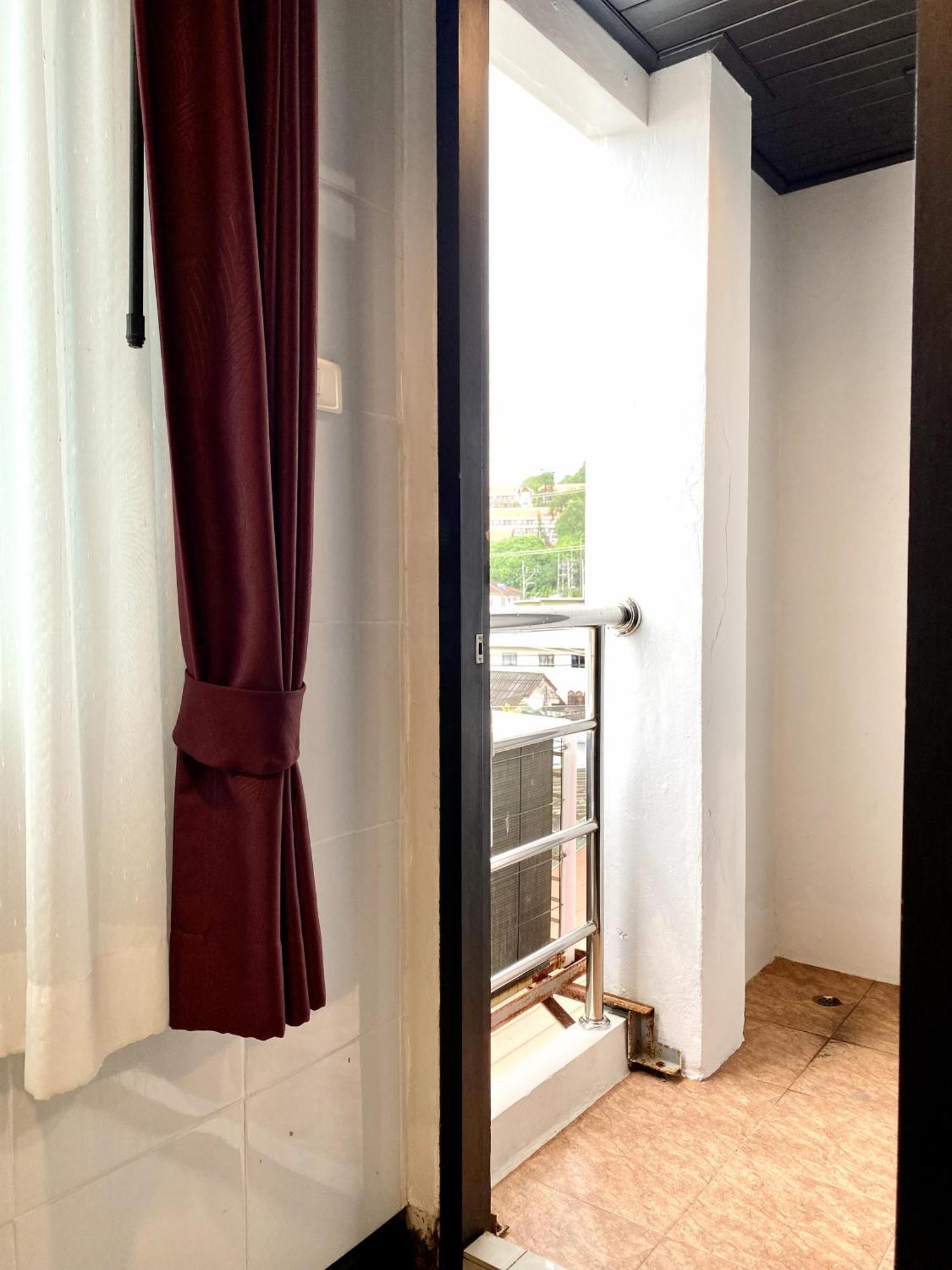 Sunray Beach Hotel Patong Kültér fotó
